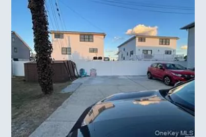 885 E Park Avenue #Upper, Long Beach, NY 11561 - Photo 10