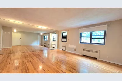163-70 17th Avenue #Upper Level, Whitestone, NY 11357 - Photo 10