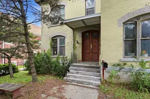 40 S Hamilton St, Poughkeepsie, NY 12601 - Photo 2