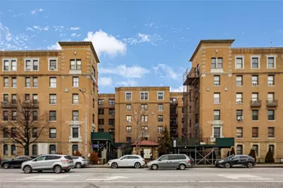 14809 Northern Boulevard #5M, Flushing, NY 11354 - Photo 2