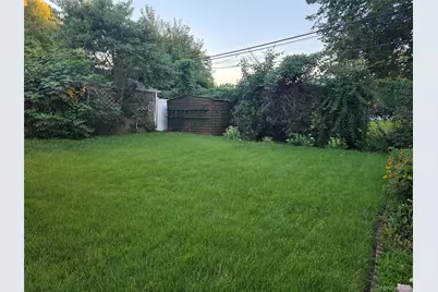 17516 Underhill Avenue, Fresh Meadows, NY 11365 - Photo 10