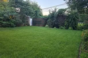 175-16 Underhill Ave, Fresh Meadows, NY 11365 - Photo 10