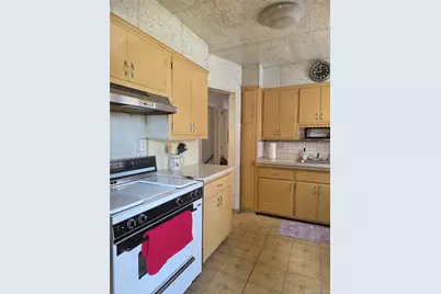 17516 Underhill Avenue, Fresh Meadows, NY 11365 - Photo 6