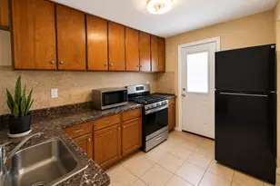 138-60 234th St, Rosedale, NY 11422 - Photo 20