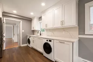 75-19 171st St, Fresh Meadows, NY 11366 - Photo 22