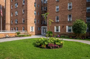70 Locust, New Rochelle, NY 10801 - Photo 4