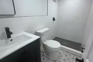 214 E 38th St, Brooklyn, NY 11203 - Photo 24