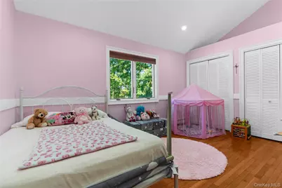 28 Annandale Road, Commack, NY 11725 - Photo 20