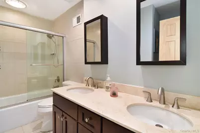 124 Texas Avenue, Bronxville, NY 10708 - Photo 18