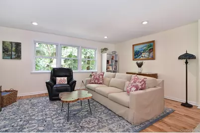 124 Texas Avenue, Bronxville, NY 10708 - Photo 4