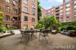 292 Main St, White Plains, NY 10601 - Photo 16
