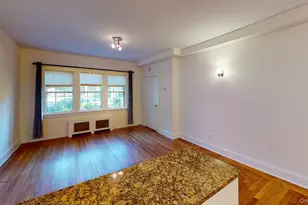 3-82 Burns St, Forest Hills, NY 11375 - Photo 10