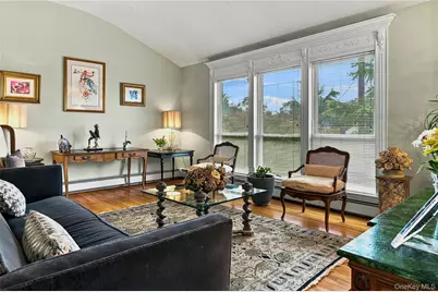 991 Newbridge Road, North Bellmore, NY 11710 - Photo 8