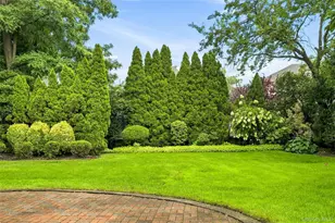 991 Newbridge Rd, North Bellmore, NY 11710 - Photo 30