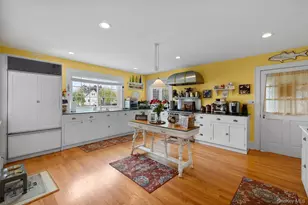 1 Dewey Ave, Amityville, NY 11701 - Photo 8