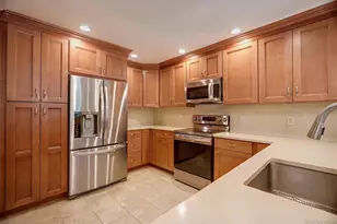 13 Pine St, Huntington, NY 11743 - Photo 4