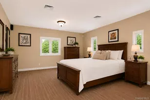 303 Westchester Ave N, West Babylon, NY 11704 - Photo 18
