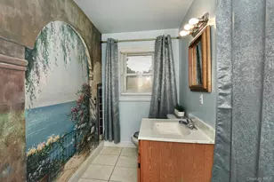 303 Westchester Ave N, West Babylon, NY 11704 - Photo 16