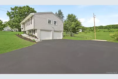 62 S Parliman Road, Lagrangeville, NY 12540 - Photo 18
