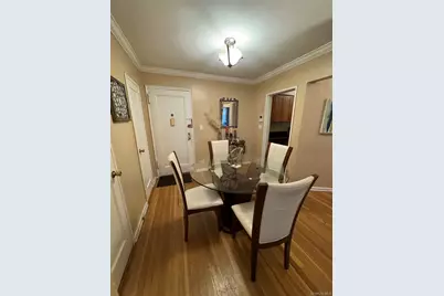145 Smith #D21, Freeport, NY 11520 - Photo 12