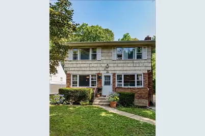 146 Carley Avenue, Huntington, NY 11743 - Photo 2