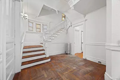 512 Warburton Avenue, Yonkers, NY 10701 - Photo 4
