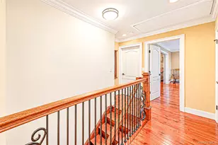 9 Perry Pl, Lindenhurst, NY 11757 - Photo 24