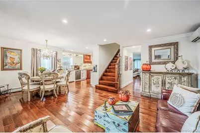 9 Perry Place, Lindenhurst, NY 11757 - Photo 6