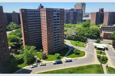 61-25 98th Streets #17E, Rego Park, NY 11374 - Photo 2