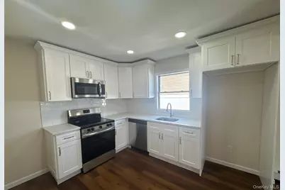 386 Tallwood Drive, Shirley, NY 11967 - Photo 6