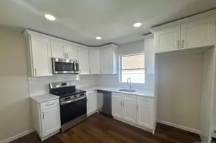 386 Tallwood Dr, Shirley, NY 11967 - Photo 6