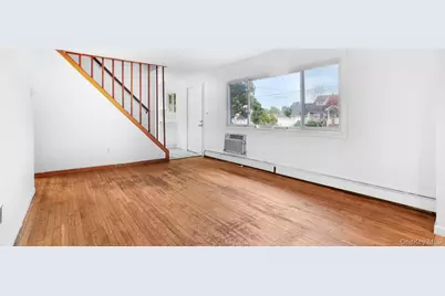 465 Clift Street, Central Islip, NY 11722 - Photo 4