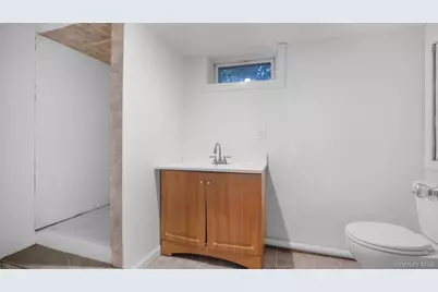 465 Clift Street, Central Islip, NY 11722 - Photo 14