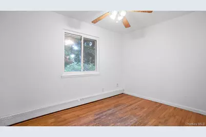 465 Clift Street, Central Islip, NY 11722 - Photo 6