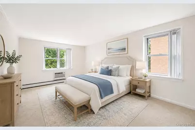 25 Chapel Place #2M, Great Neck, NY 11021 - Photo 18