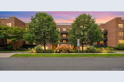 25 Chapel Place #2M, Great Neck, NY 11021 - Photo 1