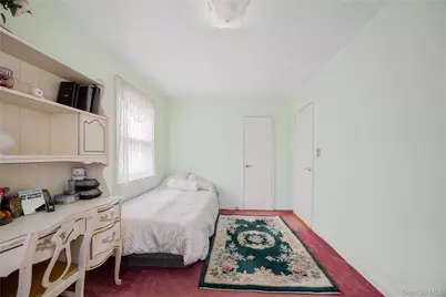 727 Hollywood Avenue, Bronx, NY 10465 - Photo 24
