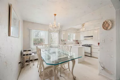 727 Hollywood Avenue, Bronx, NY 10465 - Photo 12