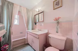727 Hollywood Ave, Bronx, NY 10465 - Photo 18