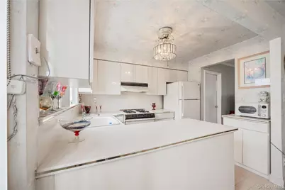 727 Hollywood Avenue, Bronx, NY 10465 - Photo 14