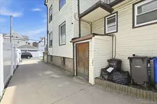 13-51 McBride St, Far Rockaway, NY 11691 - Photo 20