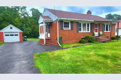 6 Bircher Avenue, Poughkeepsie, NY 12601 - Photo 2