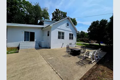 16 Ernest Lane, Mahopac, NY 10541 - Photo 4