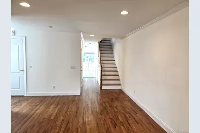 63 Dunwood Road #A, Port Washington, NY 11050 - Photo 4
