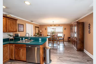 39 Creekside Drive, Middle Island, NY 11953 - Photo 20