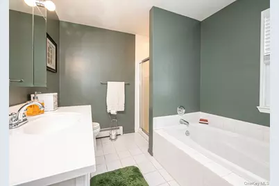 39 Creekside Drive, Middle Island, NY 11953 - Photo 26