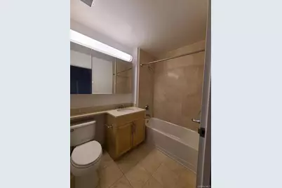 40-28 College Point Boulevard #907, Flushing, NY 11354 - Photo 8