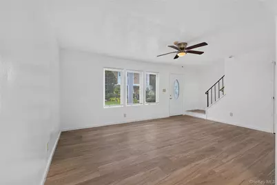 8 Valley Forge Court, Ridge, NY 11961 - Photo 18