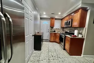 85-11 164th Ave, Howard Beach, NY 11414 - Photo 18
