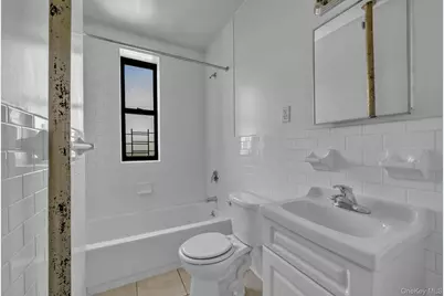 1015 Summit Avenue #2A, Bronx, NY 10452 - Photo 8